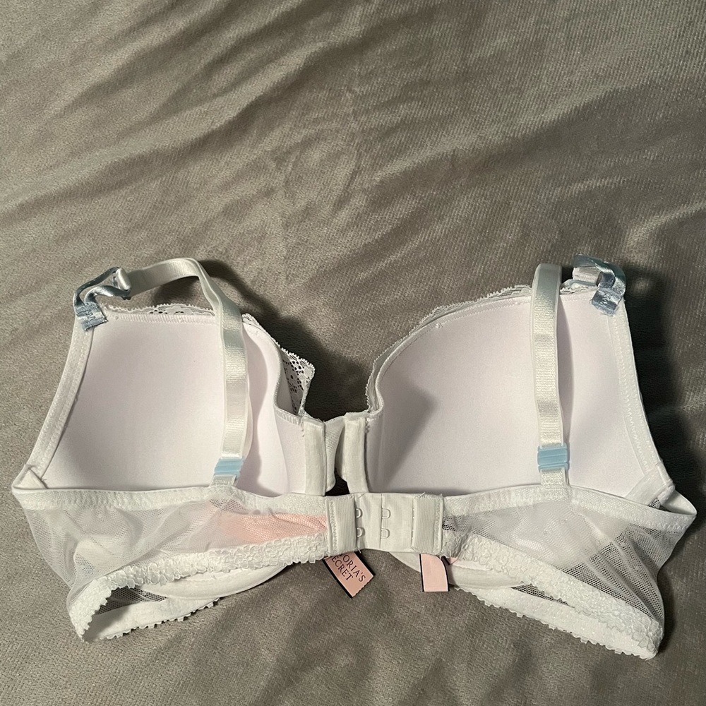 Sold- Victoria Secret Sexy Tee Lightly-Lined Lace Demi Bra - Picture 8 of 11